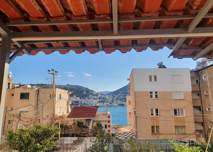 Loi 公寓 Sarandë