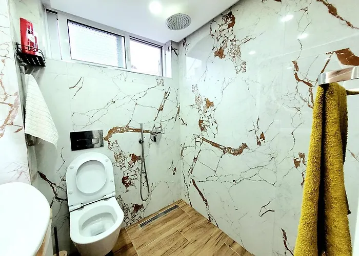 Loi Apartment Sarande