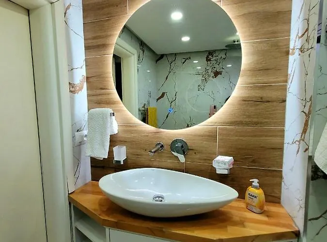 Loi Apartment Sarande